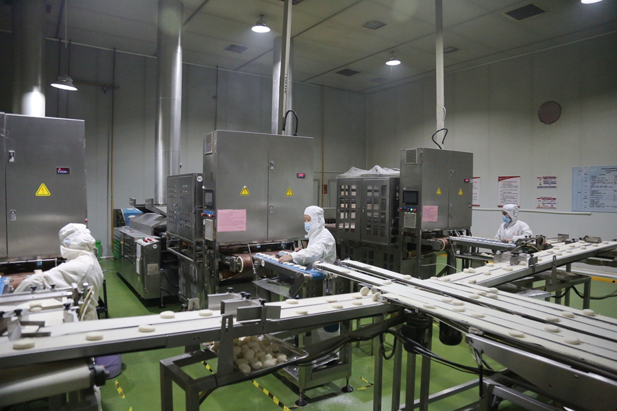 石城 趕制訂單 保障年底市場供應(yīng)，日用百貨產(chǎn)銷兩旺