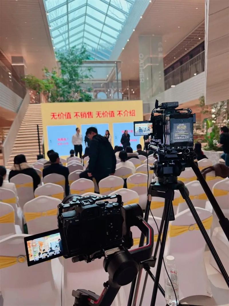 長沙攝影攝像服務(wù) 五年經(jīng)驗團隊，記錄你的每一刻光彩
